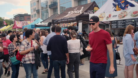 Every-Saturday,-thousands-flock-to-East-River-Park-in-Brooklyn-to-take-part-in-the-Smorgasburg-food-festival