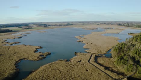 Un-Dron-Revela-La-Reserva-Natural-De-Hjälstaviken-En-Suecia