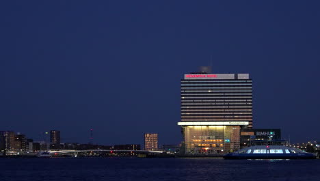 Mövenpick-Hotel-Amsterdam-City-Centre-And-Bimhuis-Concert-Hall-In-Amsterdam,-Netherlands