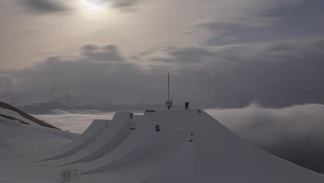 people-at-Suzuki-Nine-Knights-ramp-in-Watles-ski-resort,-day-timelapse