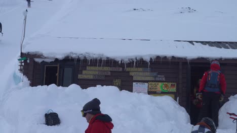 Glencoe-Mountain-Resort-mountain-rescue-hut