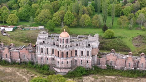 Hamilton-Palace-in-Uckfield,-Abandoned-Mansion-Estate-in-the-UK,-Aerial