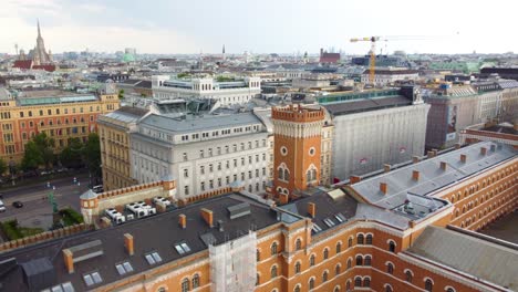 Rossauer-Kaserne,-Headquarters-of-the-Austrian-Federal-Ministry-of-Defense,-in-Vienna,-Austria