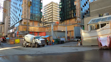 Construction-Site-Of-Maestria-Condominiums-Tower-With-Suspended-Skybridge-In-Downtown-Montreal