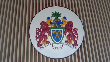 Gambia-Nationalwappen-Emblem-Steckansicht-Darstellung