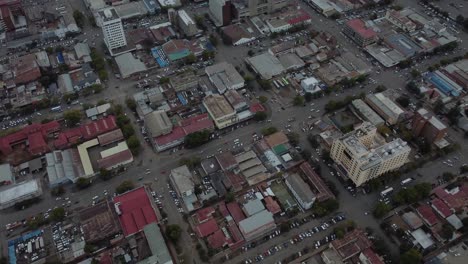 Drohnenvideo-Des-Zentralen-Geschäftsviertels-In-Bulawayo,-Simbabwe