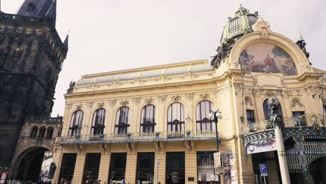 Pan-shot-of-the-20th-century-Municipal-House-in-Prague