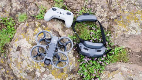 Top-down-view-of-FPV-drone-fly-more-combo-set-in-nature-environment