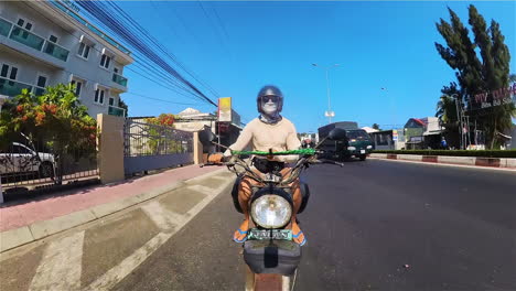 Motorbike-POV-Riding-Through-The-Streets-Of-Vietnam,-Southeast-Asia