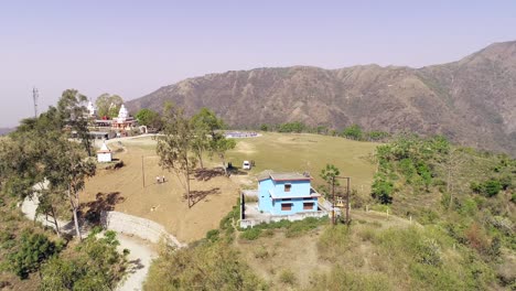 DJI-Drohnenaufnahmen-In-Dehradun,-Uttarakhand,-Ländliches-Indien,-Luftbildaufnahmen-Gegen-Gebühr