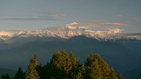 Snowcapped-Himalayas-Mountains-Scenery-in-Nepal,-Beautiful-Dramatic-High-Altitude-Mountain-Landscape-in-Amazing-Golden-Light-at-Sunset-in-Himalaya-Mountain-Range-with-Snowcapped-Summits