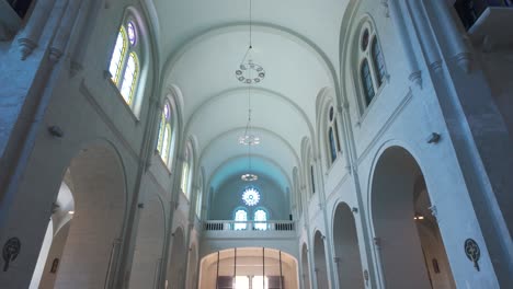 Beautiful-interior-view-of-Saint-Francis-of-Assisi-Church-in-Casco-Viejo,-Panama-City