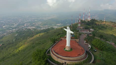 Luftaufnahme-Des-Christus-König-Denkmals