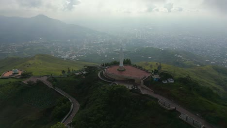 Vista-Aérea-Estatua-De-Cristo-Rey