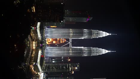 Petronas-Twin-Towers-KLCC-In-Kuala-Lumpur-Malaysia-Bei-Nacht