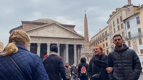 Straßen-Von-Rom-Und-Römisches-Pantheon-Am-Morgen