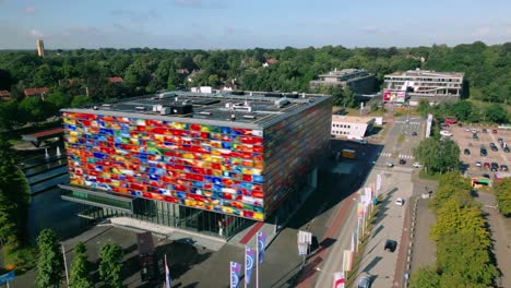 Footage-showcases-vibrant,-colorful-architecture-of-Beeld-en-Geluid,-landmark-building-at-Mediapark-Hilversum