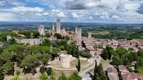 San-Gimignano.toscana.-Italia.-Vista-De-Drones.-4k