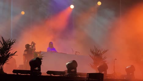 Salvatore-Ganacci-En-El-Festival-De-Música-Neversea-En-Constanta,-Rumania,-En-Vivo-En-La-Playa