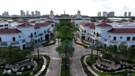 Gulfstream-Park-Ist-Eine-Pferderennbahn-Für-Vollblüter,-Ein-Casino-Und-Ein-Ziel-Für-Unterhaltung-Und-Shopping-Im-Freien-In-Hallandale-Beach,-Florida,-USA