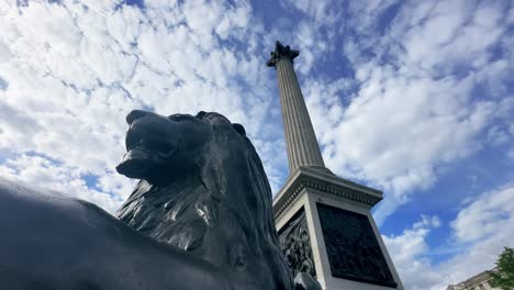 -trafalgar-Square,-Londres,-Inglaterra,-Reino-Unido--resolución-3840x2160--pantalla-Ancha-Estatua-De-Trafalgar--Londres