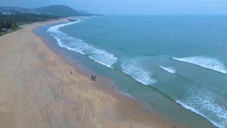 Vista-Aérea-De-La-Playa-De-Rushikonda-Visakhapatnam