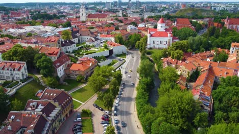 Cityscape-at-Marionio-Street-towards-the-Cathedral-of-the-Theotokos,-Vilnius,-Lithuania