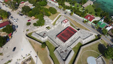 Aerial-view-of-San-Felipe-Fort-in-Bacalar,-México