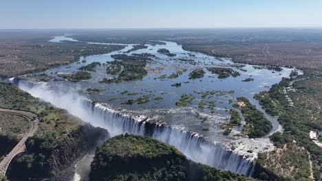 Horizonte-De-Zimbabwe-En-Las-Cataratas-Victoria-En-Matabeleland-Zimbabwe-Del-Norte