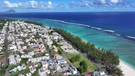 Playa-De-Flic-En-Flac-En-Port-Louis-En-La-Isla-Mauricio-Mauricio