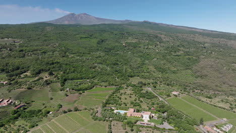 4K-Aerial-of-Mt-Etna,-Sicily,-Italy