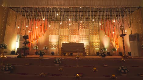 indian-wedding-stage-decoration,-The-Beautiful-Decorations-cultural-program,-Wedding-Decorations,-props,-candlelight