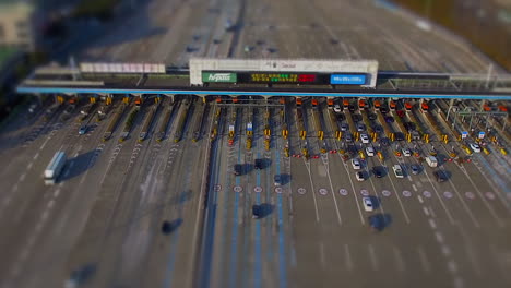 Seoul-Tollgate,-Korea's-Gyeongbu-Expressway-with-a-drone,-feel-like-tilt-shift-shot,-not-time-lapse