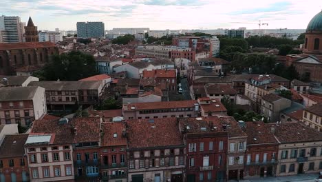 Skyline-Von-Toulouse-In-Frankreich