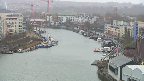 Vistas-Hacia-El-Centro-De-La-Ciudad-De-Bristol-Y-El-Río-Avon-Desde-La-Ladera