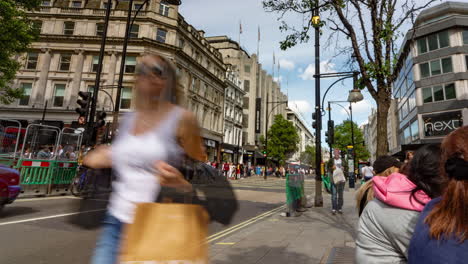 Zeitraffer-Von-Käufern-Auf-Der-Oxford-Street-Im-Zentrum-Von-London