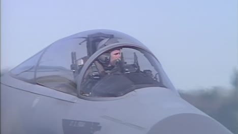 Guardia-Nacional-Aérea-De-Oregon-Piloto-De-Avión-De-Combate-F15-De-Rodadura-En-La-Pista