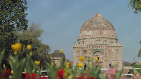 Una-De-Las-Estructuras-Principales-Del-Jardín-Lodhi-De-Nueva-Delhi.