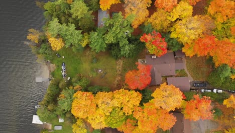 thanksgiving-family-dinner-on-harvest-table-at-the-lake-cottage-high-and-wide-view