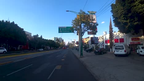 Vista-De-La-Tarde-De-La-Ciudad-De-México-Nuevo-Carril-Bici-En-La-Avenida-Principal-De-Los-Insurgentes