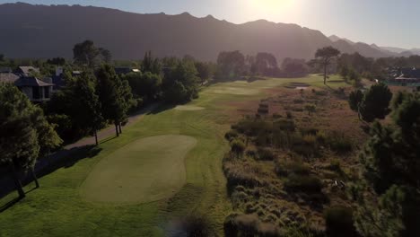 Amanecer-Dorado-Sobre-Pearl-Valley-Golf-Estate-Y-Spa