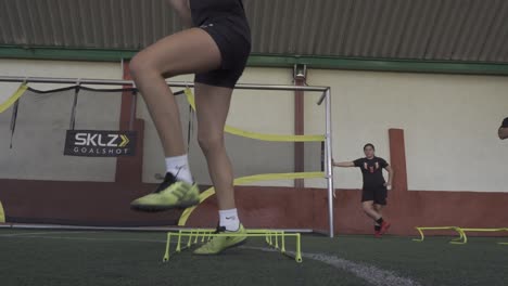 Entrenamiento-Del-Equipo-De-Fútbol-Femenino-Durante-La-Pandemia