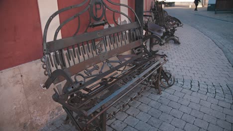 Artistic-metal-bench-in-Varaždin-city-center,-Croatia