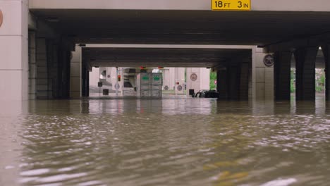 Establishing-shot-of-flood-waters-at-I-10-West-underpass-in-Houston,-Texas