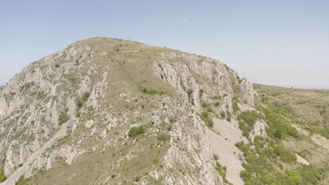 Summit-Of-Piatra-Secuiului-Mountains-In-Transylvania,-Romania