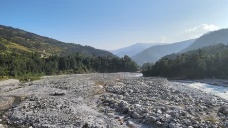 Sturzflut-Und-Erdrutsch-Ereigneten-Sich-In-Helambu,-Nepal