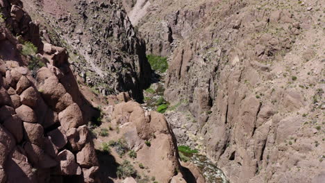 Drone-view-of-the-rocky-and-rugged-terrain-of-Owens-River-Gorge-in-the-Alabama-Hills