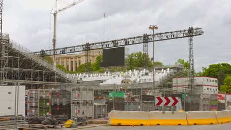 Summer-Olympics-2024-Preparation---Workers-At-Construction-Of-Olympic-Venue-In-Trocadero,-Paris,-France