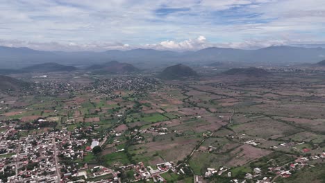 Vistas-De-Drones-De-Los-Valles-Centrales-De-Oaxaca,-México.