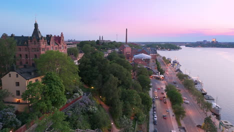 Vista-Aérea-Crepuscular-De-Mariaberget-Y-Soder-Malarstrand-Junto-A-Riddarfjarden